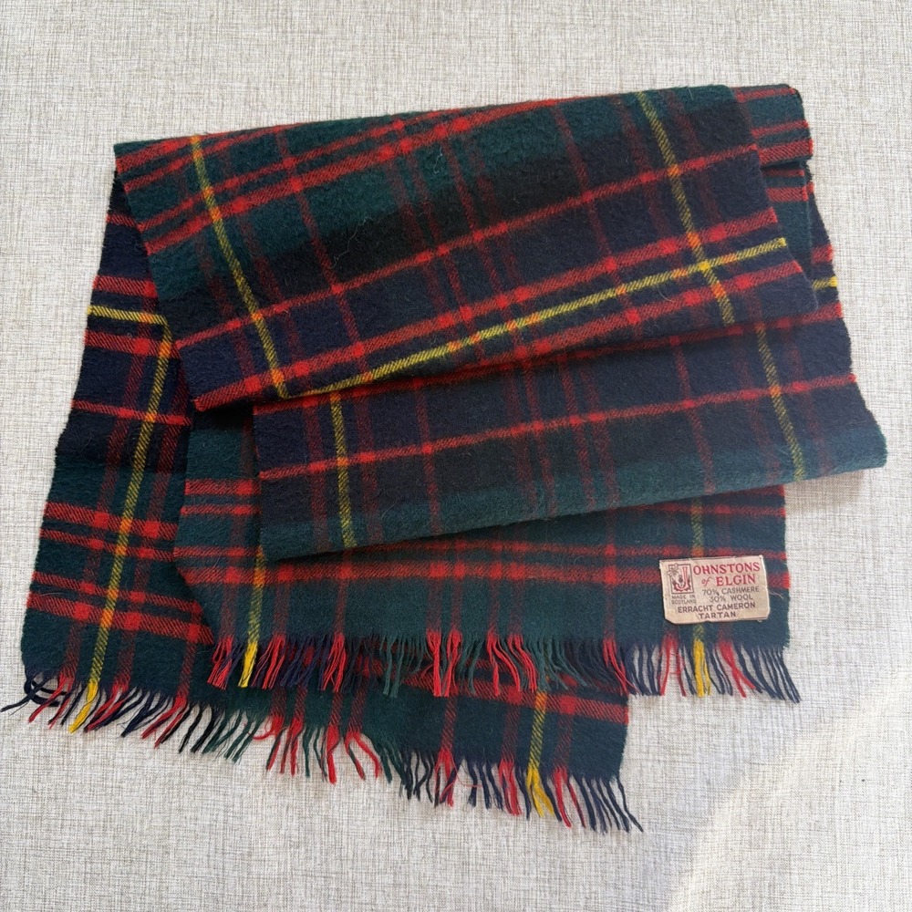 Vintage Johnstons of Elgin Scarf Cashmere Wool Cameron Tartan Plaid Scotland